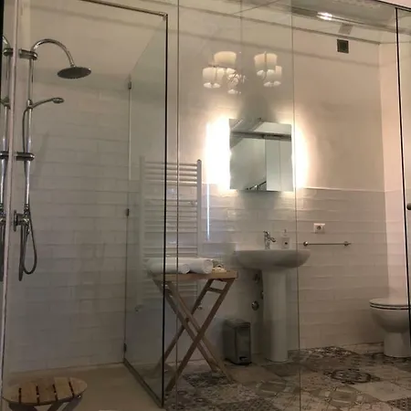 Paolina Bed & Breakfast 4*